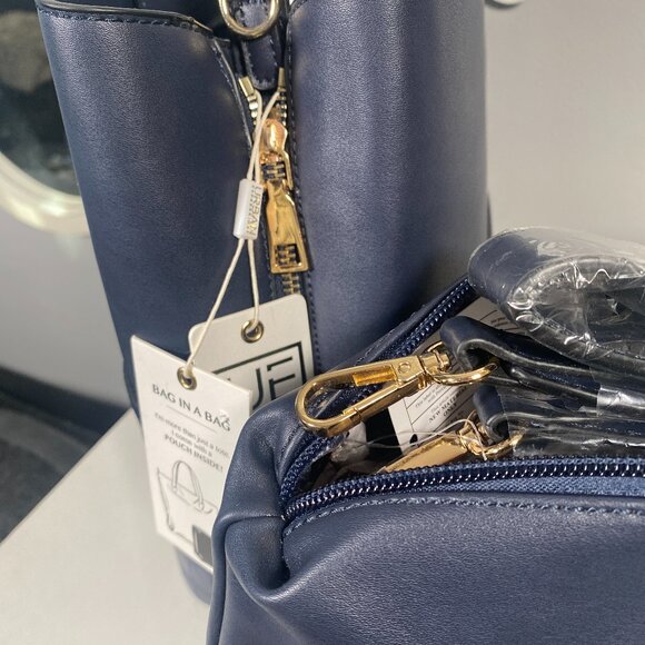 Urban Expressions Miranda Croc Tote - Picture 6 of 16